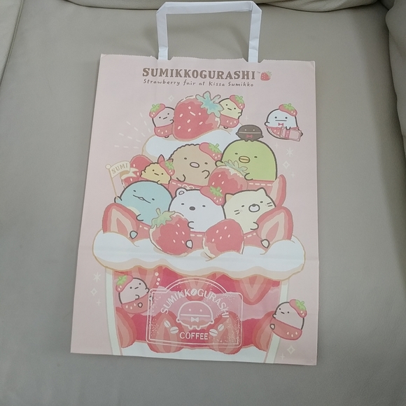 San-x Sumikko Gurashi paper gift bag - Picture 1 of 2